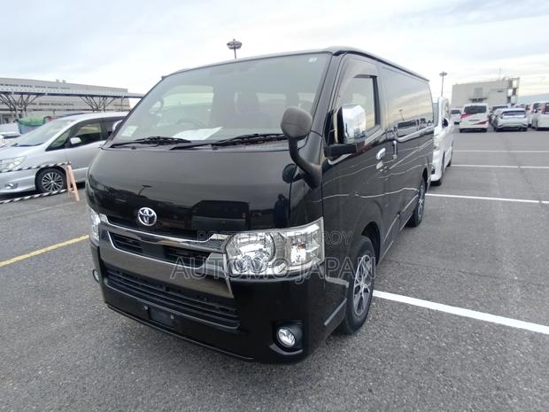 Toyota Hiace Super GL 2021