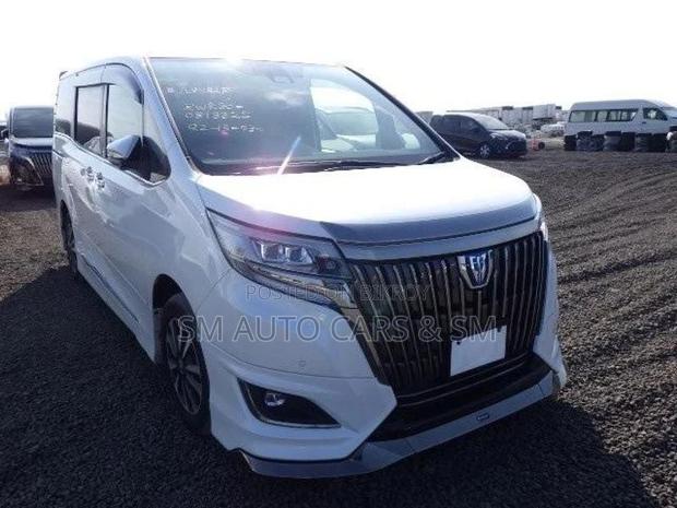Toyota Esquire Hybrid Gi Premium 2021