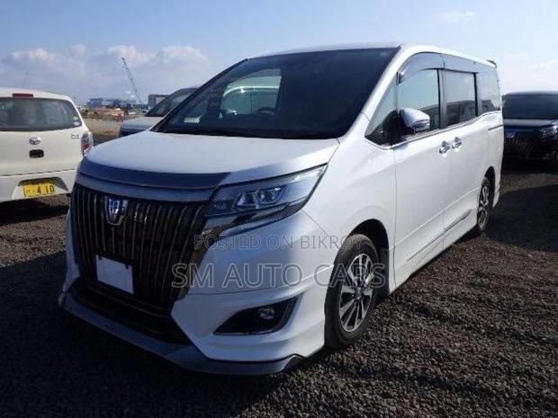 Toyota Esquire Hybrid Gi Premium 2021