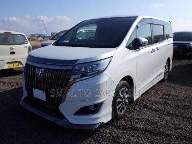 Toyota Esquire Hybrid Gi Premium 2021