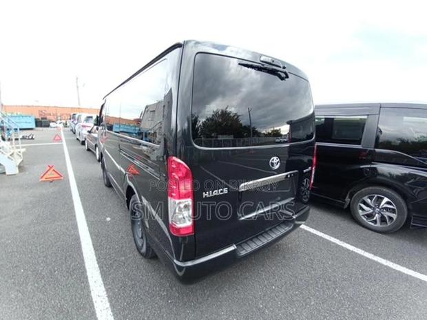 Toyota Hiace Super GL Dark Prime2 2021