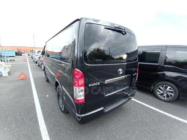 Toyota Hiace Super GL Dark Prime2 2021