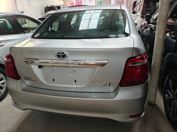 Toyota Axio EX Hybrid 2020