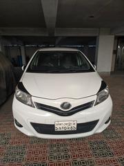 Toyota Vitz 2012 White for sale