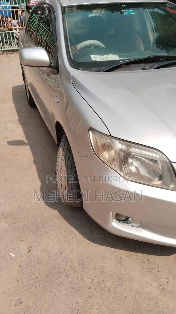 Toyota Axio . 2010