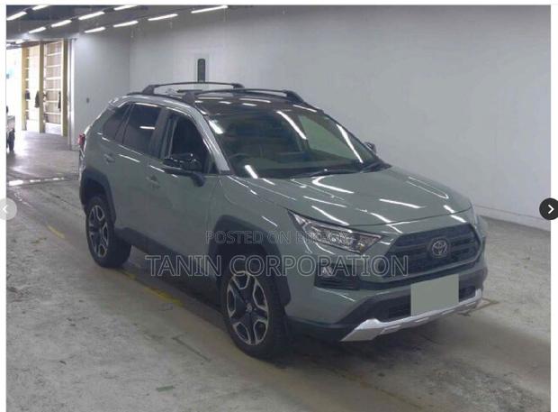 Toyota RAV4 ADVANTURE SR 2021