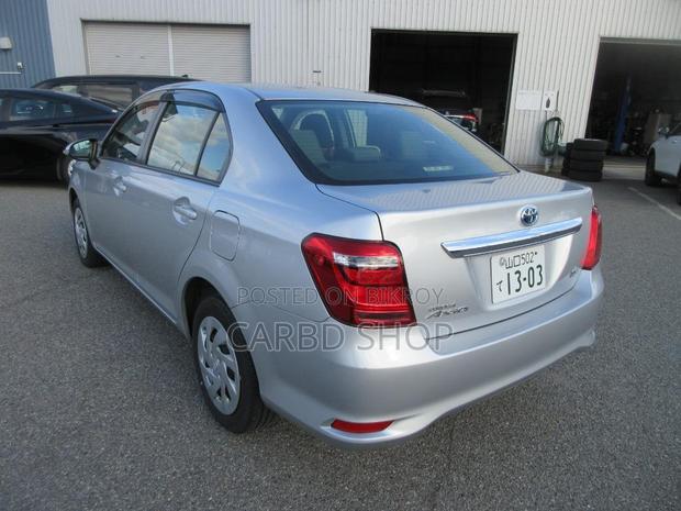 Toyota Axio 2021 Silver
