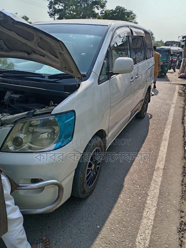 Toyota Noah x 2003