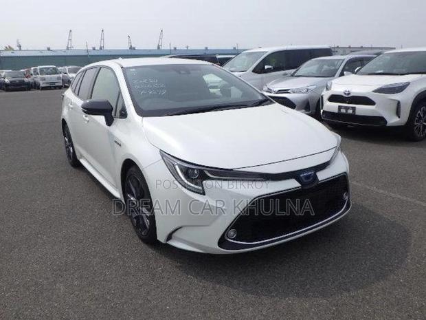 Toyota Corolla Touring WXB Perl2020 2020