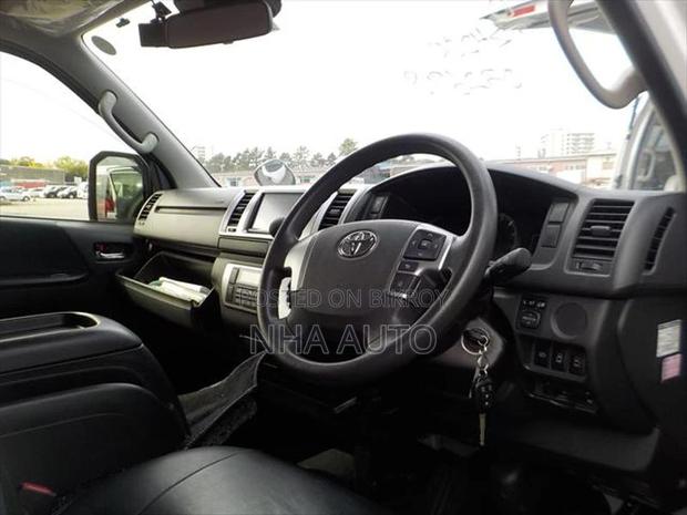 Toyota Hiace Super GL 2020