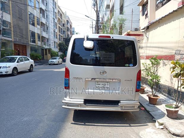 Toyota Hiace good 2016