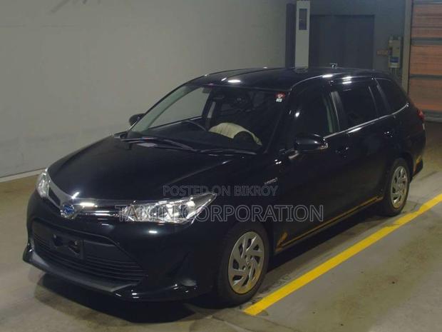 Toyota Fielder Hybrid EX Push Start 2020