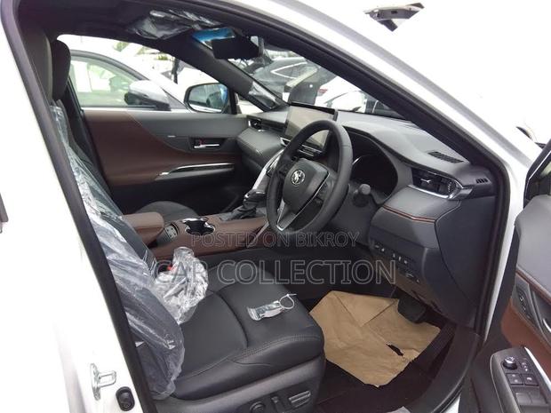 Toyota Harrier Z Leather HV Pearl 2025