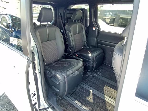 Toyota Noah SZ HYB FULL OPTION 2024