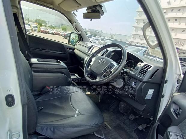 Toyota Hiace Super GL Pearl Color 2020