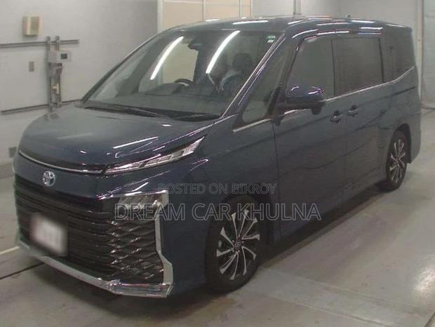 Toyota Noah S-Z power Door 2023