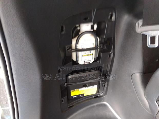 Toyota Noah Non Hybrid X Black 2021