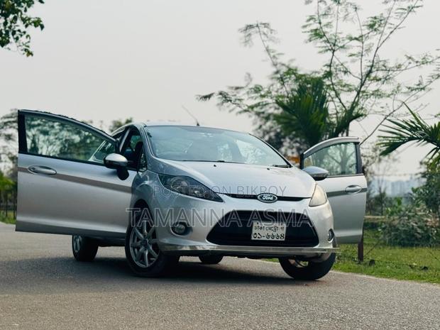 Ford Fiesta 2011