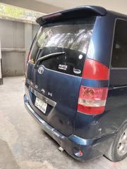 Toyota Noah . 2004 for sale