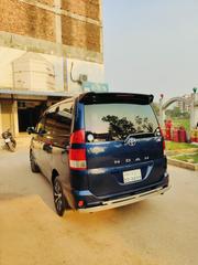 Toyota Noah 2005 for sale