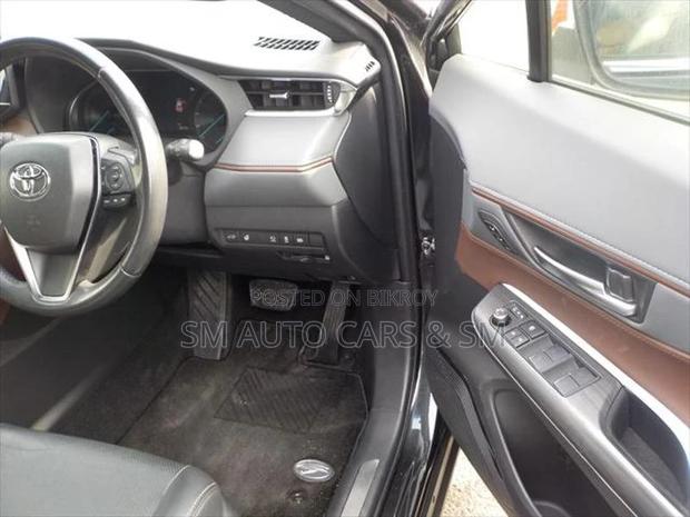 Toyota Harrier Hybrid Z Black 2021