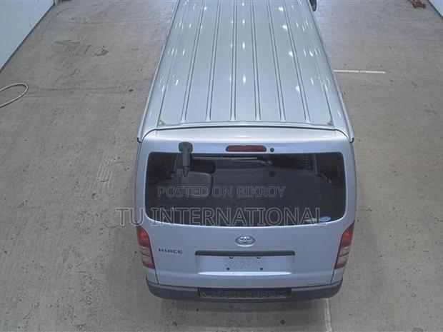 Toyota Hiace key dx package 2021