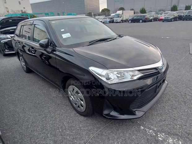 Toyota Fielder Hybrid EX Grade 4 2021