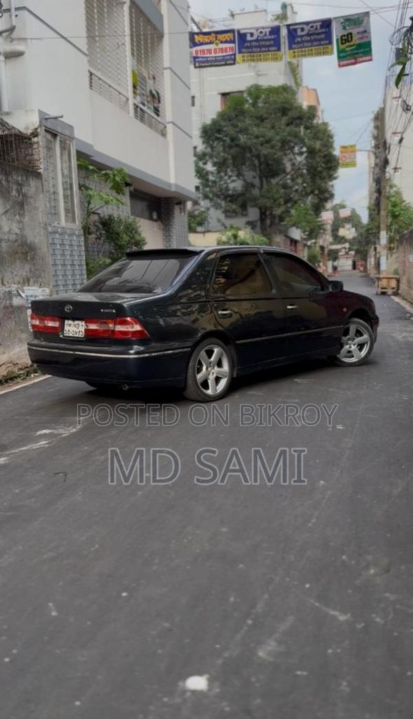 Toyota Vista 1999