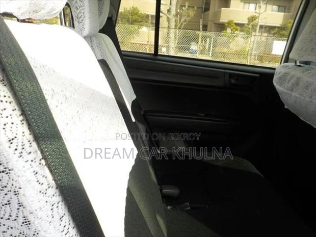 Toyota Fielder Ex Hybrid white 2021