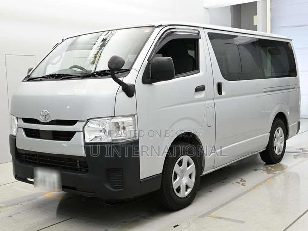Toyota Hiace DX- PACKAGE 2021