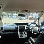 Toyota Noah Push Start 2011 for sale