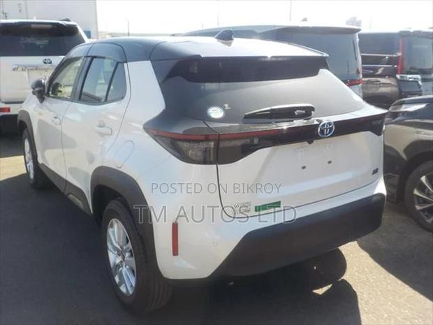 Toyota Yaris Cross G PKG PEARL/BLACK 2021
