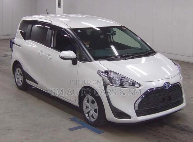 Toyota Sienta Hybrid G Safty Pearl 2021