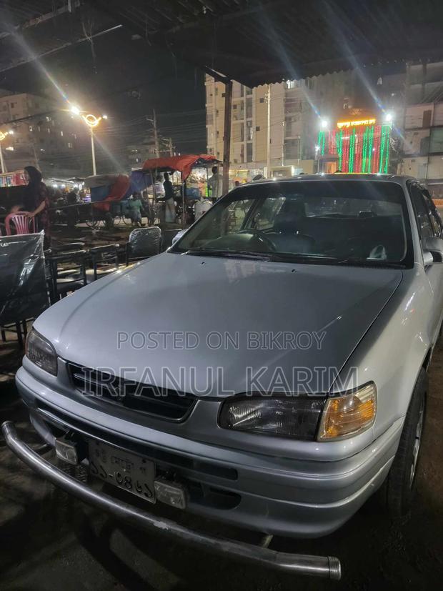 Toyota Corolla ae111 1995