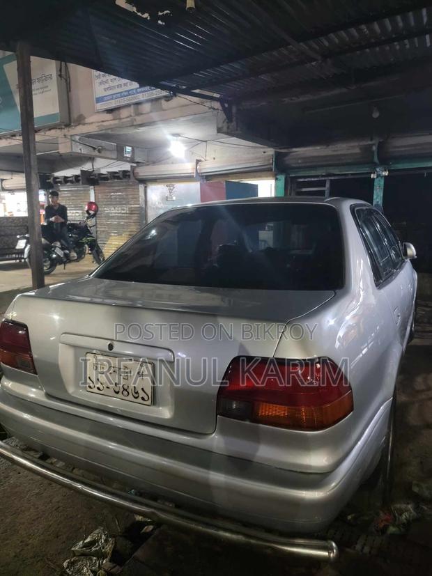 Toyota Corolla ae111 1995