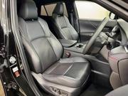 Toyota Harrier PHEV G 2022 for sale