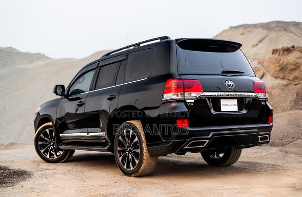 Toyota Land Cruiser 4.5 V8 DSL 2015 Black