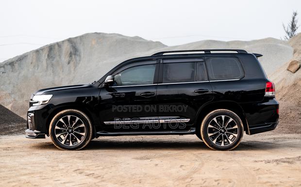 Toyota Land Cruiser 4.5 V8 DSL 2015 Black