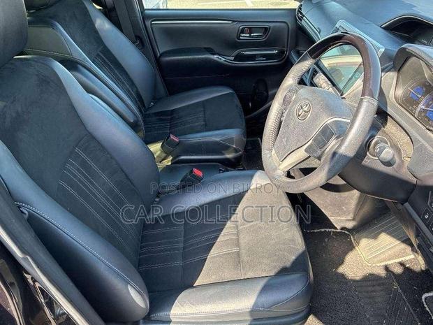 Toyota Esquire GI PREMIUM 2021
