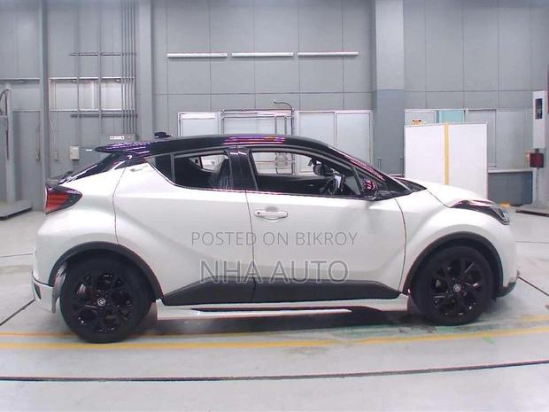 Toyota C-HR MOOD NERO 2021
