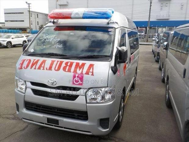 Toyota Hiace Ambulance Highroof 2021