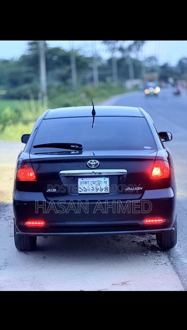 Toyota Allion . 2002
