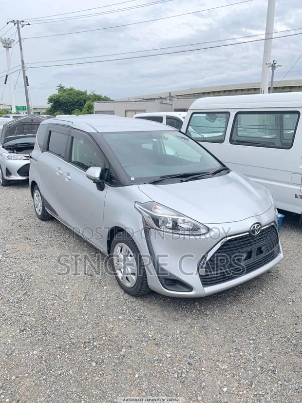 Toyota Sienta X PKG NON HYBRID 2020