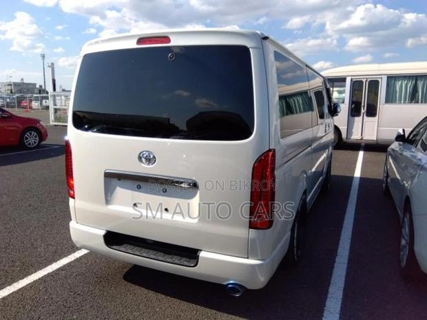 Toyota Hiace Super GL Dark Prime2 2020