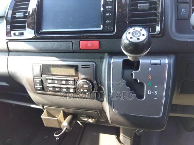 Toyota Hiace Super GL Dark Prime2 2020