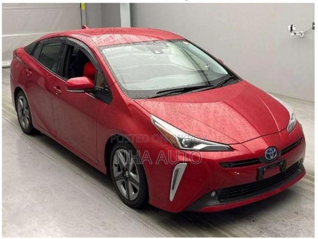Toyota Prius A TURNING SELECTION 2021