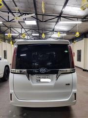 Toyota Esquire push start 2017 for sale