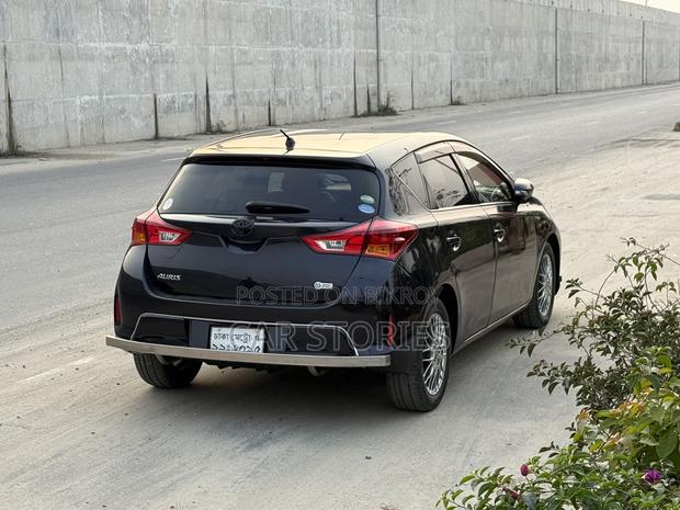 Toyota Auris 2013