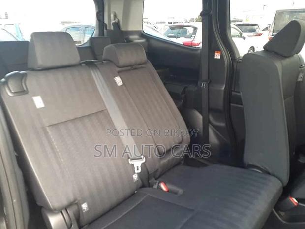 Toyota Noah Hybrid G Black New 2022