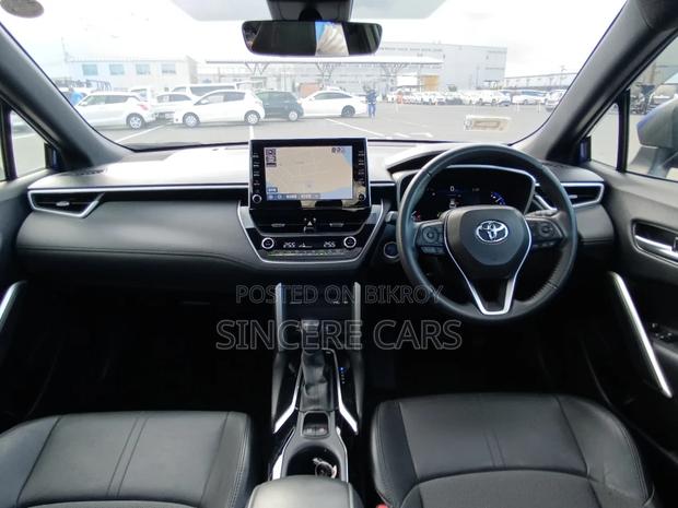 Toyota Corolla Cross Z MOONROOF 4POINT 2022